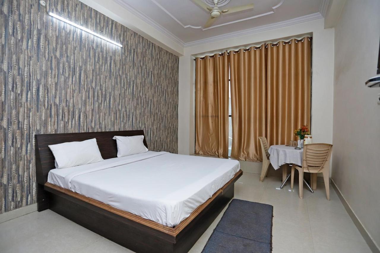 Hôtel Spot On 39940 Shree Shine à Satna Extérieur photo