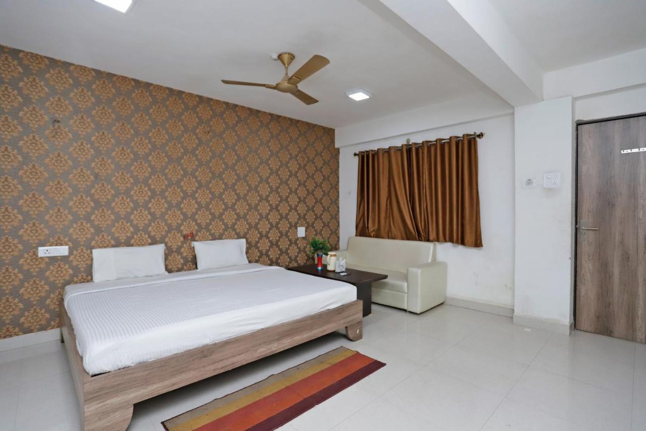 Hôtel Spot On 39940 Shree Shine à Satna Extérieur photo