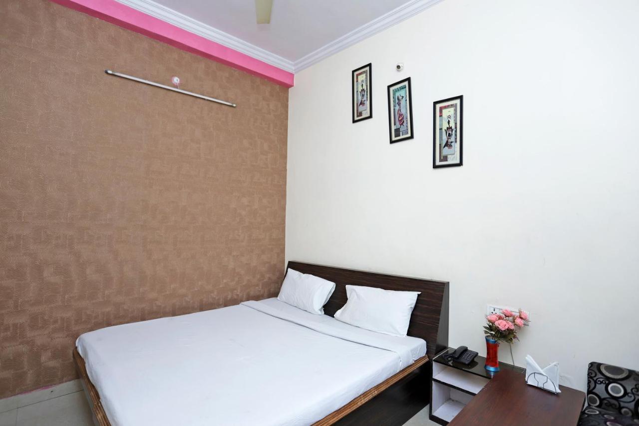Hôtel Spot On 39940 Shree Shine à Satna Extérieur photo